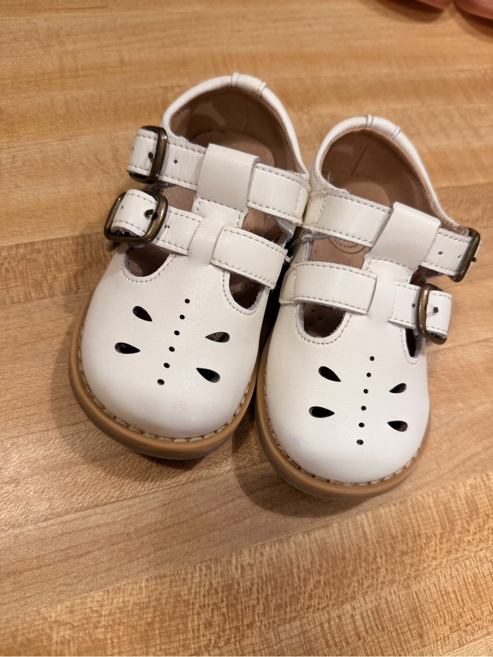 SweetHoney White and Tan Mary Jane Dress Shoes for Kids